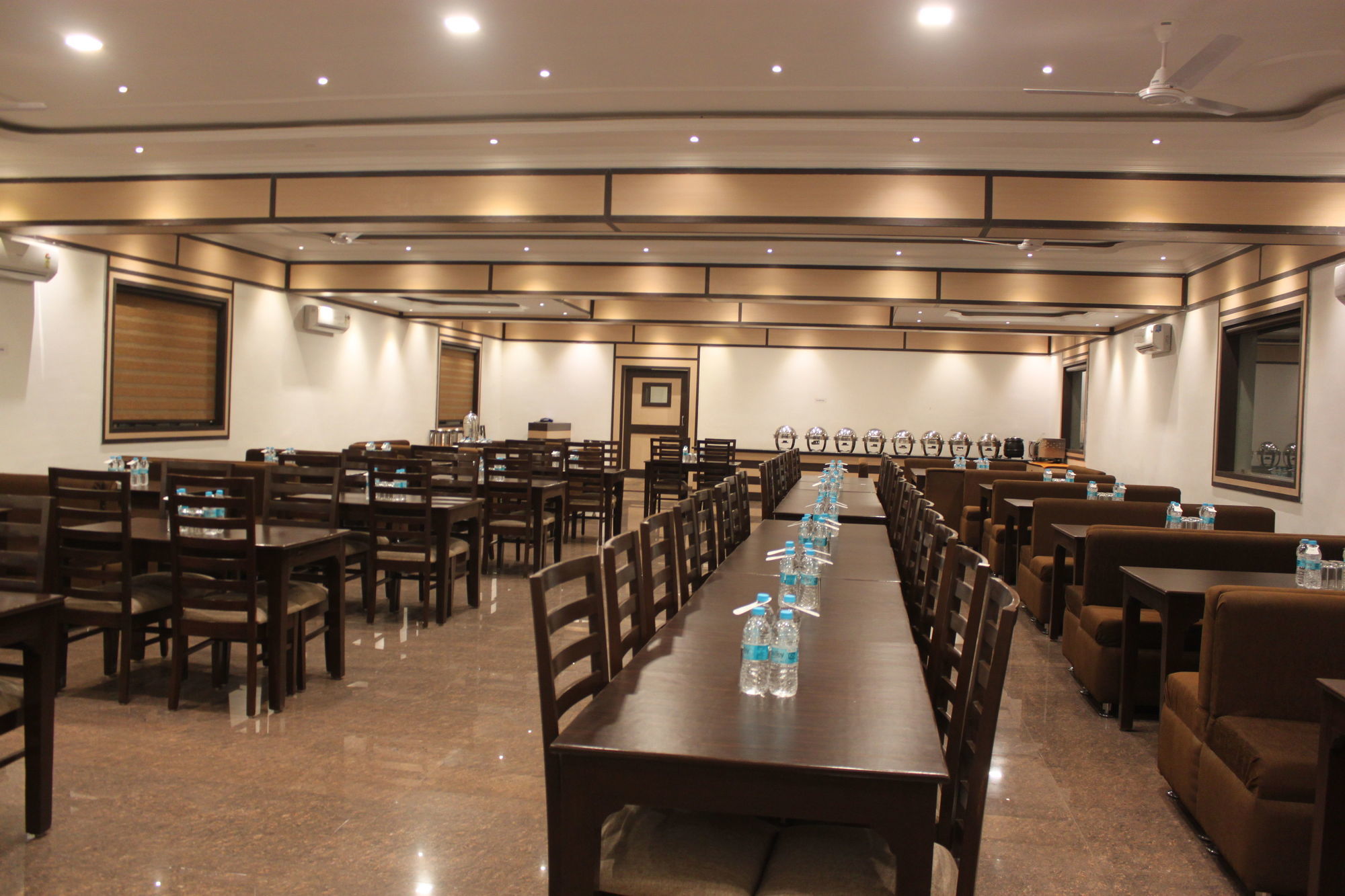 Niranjana Hotel Bodhgaya Restaurant billede
